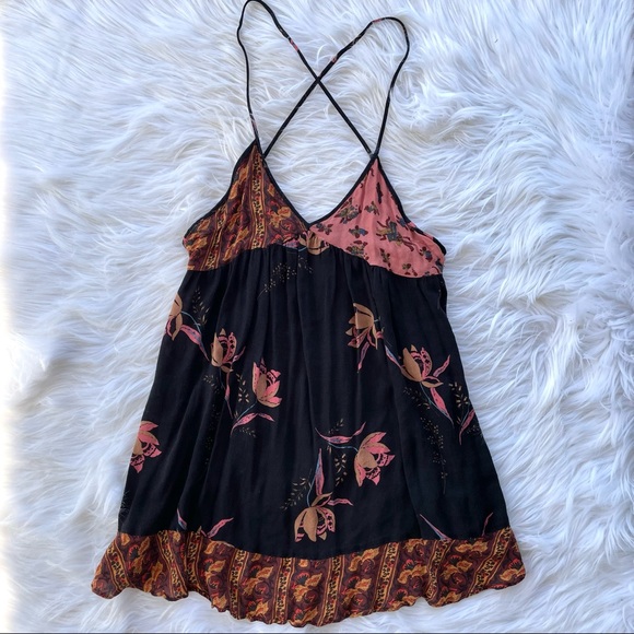 Free People Other - Intimately free people black peach floral ruffle babydoll top